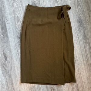 NWOT Topshop Olive Green Wrap Skirt Size 6
